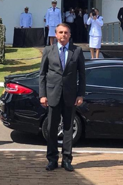 Al presidente de Brasil, Jair Bolsonaro, se le practicó una tomografía tras el accidente.