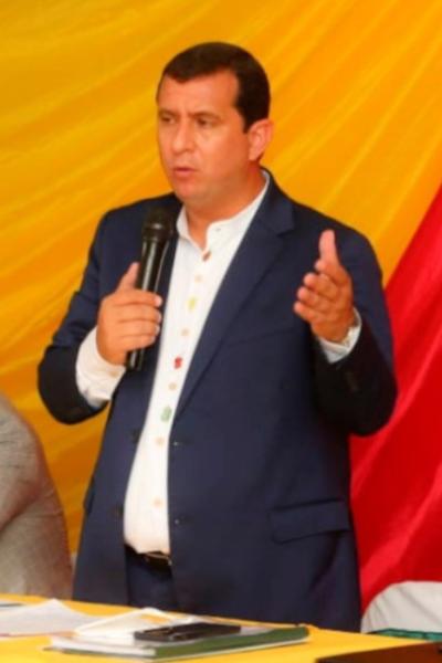 EL prefecto de Manabí, Leonardo Orlando, en un evento en Jipijapa el 27 de octubre de 2020.