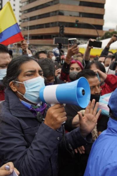 El candidato Yaku Pérez durante una intervención en las afueras del CNE, en Quito, el 11 de febrero de 2021.