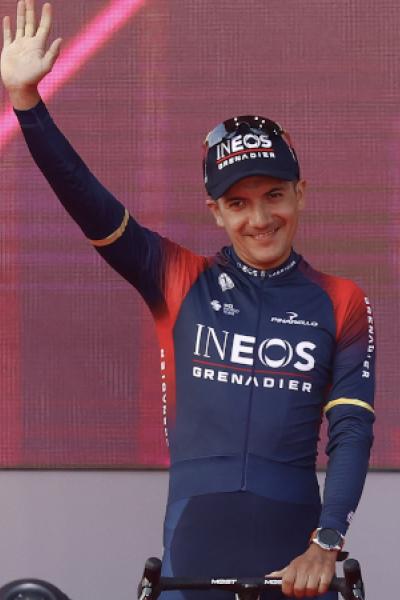 Ecuadorian Rider Richard Carapaz of INEOS Grenadiers team poses on stage during the opening ceremony of the presentation of participating teams and riders at the Heroes square in Budapest, on May 4, 2022, two days before the departure of the Giro d'Italia 2022 cycling race. (Photo by Luca BETTINI / AFP)