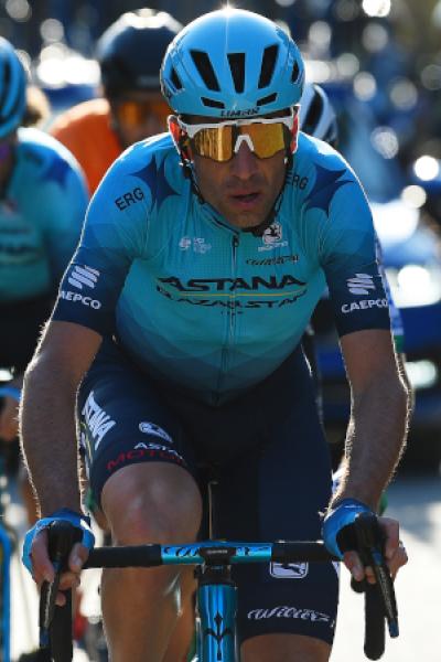 VALENCIA, SPAIN - FEBRUARY 06: Vincenzo Nibali of Italy and Astana – Qazaqstan Team competes in the breakaway during the 73rd Volta A La Comunitat Valenciana 2022, Stage 5 a 92km stage from Paterna to Valencia / #VCV2022 / on February 06, 2022 in Valencia, Spain. (Photo by Dario Belingheri/Getty Images)