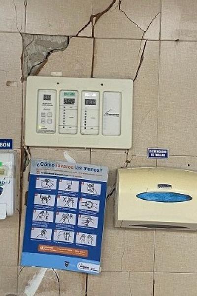 Hospital Teófilo Dávila después del sismo de marzo de 2018.