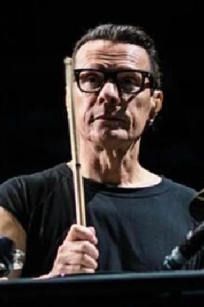 Larry Mullen Jr., baterista del grupo de rock U2.