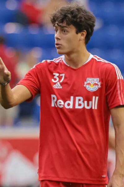 Caden Clark﻿, de Estados Unidos, durante un partido con el RB Leipzig.