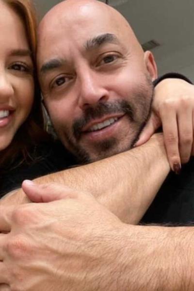 Lupillo Rivera y Giselle Soto.