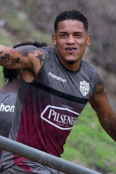 Michael Arroyo, durante un entrenamiento con Barcelona SC.