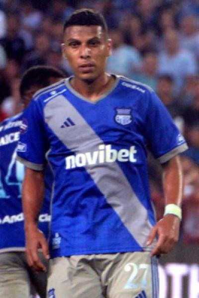 Luis Fernando León es titular y referente actual de Emelec.