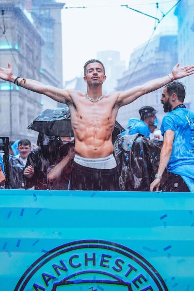 Festejos del Manchester City, afiche de la miniserie de Netflix.