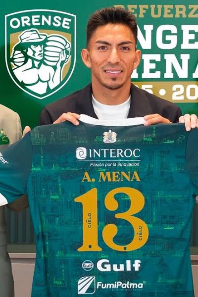 Ángel Mena fue presentado como nuevo jugador de Orense SC, el 16 de enero de 2024.