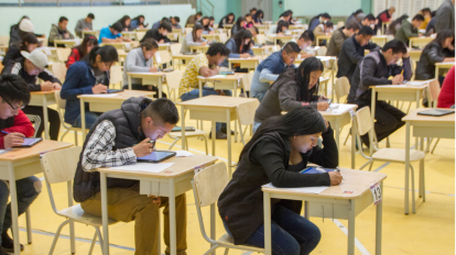 Estudiantes rinden la prueba Ser Bachiller, que otorga un cupo para las universidades.