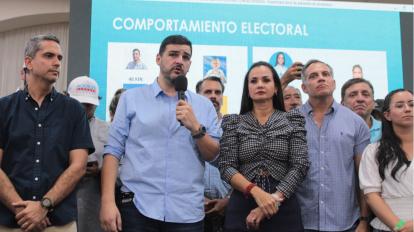 Los virtuales ganadores de la Alcaldía de Guayaquil y la Prefectura del Guayas, Áquiles Álvarez, y Marcela Aguiñaga, el 5 de febrero de 2023. 