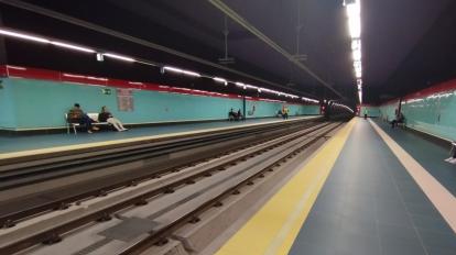 Usuarios del Metro de Quito en la estación Solanda en mayo de 2023.