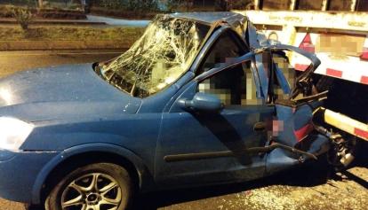 Así quedó uno de los carros tras el accidente en Palugo, vía Pifo-Papallacta.