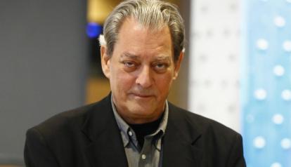 Fotografía de archivo del escritor estadounidense Paul Auster posando durante la presentación de su novela "4321", el 4 de septiembre de 2017, en Madrid (España).