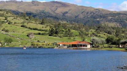 Laguna de Busa, ubicada en San Fernando, en Azuay.