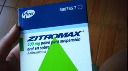 Zitromax en polvo.
