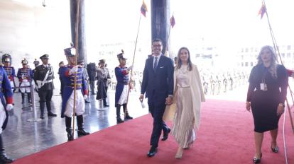 El mininistro de Deporte, Andrés Guschmer, y su esposa, Valeria Arosemena. 