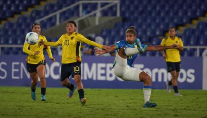 Mary Guerra, durante el partido de Ecuador ante Brasil por el Sudamericano Sub 17 Femenino, el 18 de mayo de 2025.