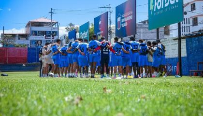 Plantilla de Sociedad Deportivo Quito durante un entrenamiento en el Complejo Ney Mancheno Velasco, el 15 de julio de 2026.