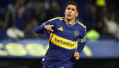 Miguel Merentiel, delantero de Boca Juniors, festeja un gol en La Bombonera el 16 de octubre de 2026.