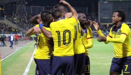 Ecuador le ganó a Bolivia 3 a 0 en el estadio Alejandro Serrano Aguilar. 