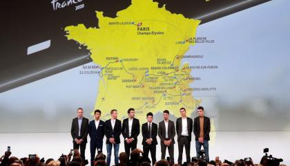 Chris Froome, Egan Bernal, Steven Kruijswijk, Thibault Pinot, Caleb Ewan, Julian Alaphilippe, Warren Barguil y Romain Bardet asistieron al lanzamiento del Tour de Francia 2020. 