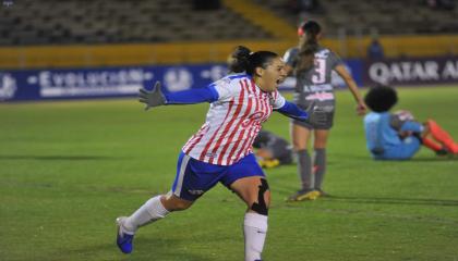 El equipo paraguayo venció 3-0 a Ñañas en el Atahualpa. 