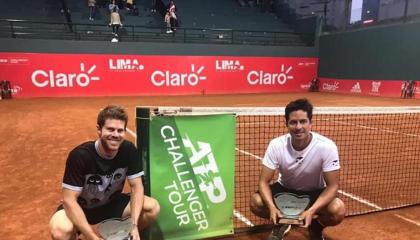 El ecuatoriano, Gonzalo Escobar, consiguió el título de dobles junto a  Ariel Behar en el Challenger de Lima.