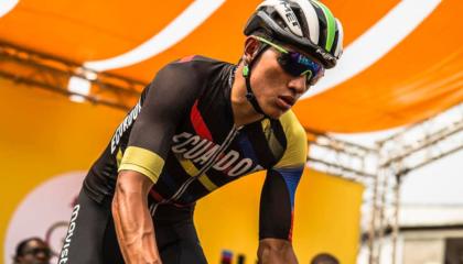 El ciclista ecuatoriano será parte de competencias del Tour Mundial al que su nuevo equipo puede acceder y donde podrá crecer en su carrera. 