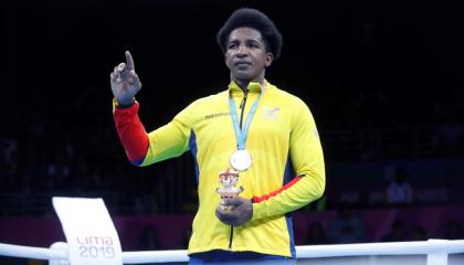 El pugilista ecuatoriano suma esta nominación a las medallas de plata en el Mundial de Boxeo y los Juegos Panamericanos en esta temporada. 