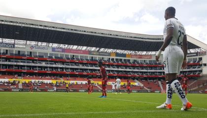 Imagen repetida en los estadios ecuatorianos, donde las gradas lucen sin hinchas en cada fecha del torneo 2019. 