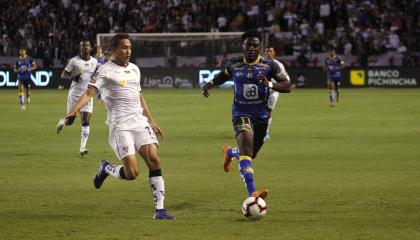 Liga de Quito y Delfín no se sacaron ventaja en el estadio Rodrigo Paz Delgado. 