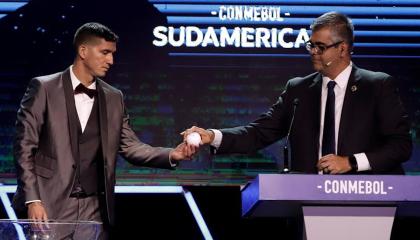 El martes 17 de diciembre se realizó el sorteo de la Copa Libertadores y Sudamericana con nueve representantes ecuatorianos. 