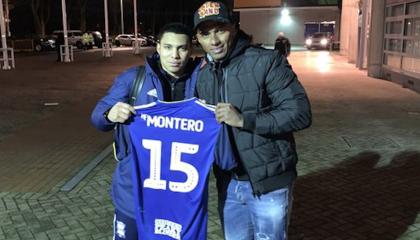 Jefferson Montero le regaló la camiseta con la que jugó a Antonio Valencia.