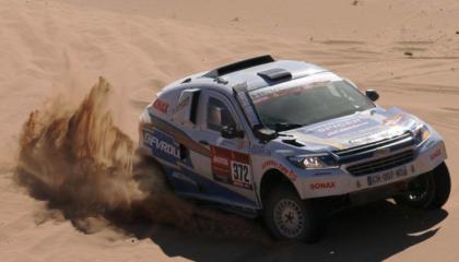 Sebastián Guayasamín recuperó tres puestos en la clasificación general al terminar la tercera etapa del Dakar 2020.