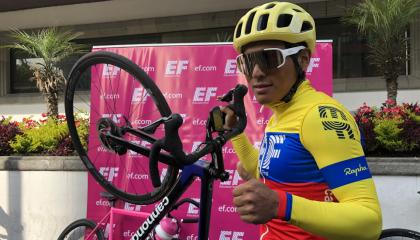Jonathan Caicedo asistió el domingo 26 de enero al ciclopaseo en Quito, antes de empezar su temporada. 