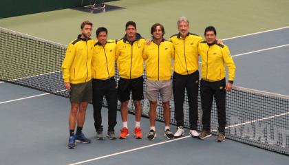 El equipo ecuatoriano reconoció la cancha del estadio Bourbon Beans Dome.