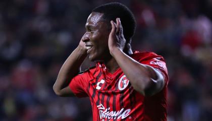 El futbolista ecuatoriano llegó esta temporada al equipo de los Xolos donde comparte la delantera con Miller Bolaños.