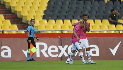 Efrén Mera y Gabriel Torres fueron los más destacados del partido jugado en el Monumental.