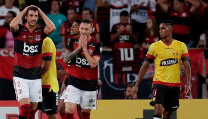 Flamengo venció 3-0 a Barcelona en la segunda fecha de fase de grupos. 