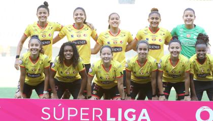 Las jugadoras de Barcelona previo a un encuentro por la Superliga femenina 2019.