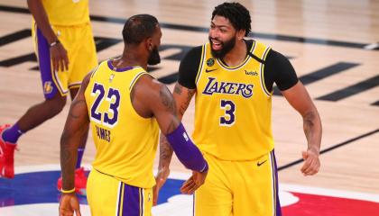 LeBron James y Anthony Davis, dos de las figuras de Los Angeles Lakers en la temporada 2020.