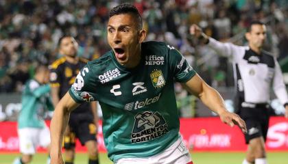 El ecuatoriano Ángel Mena, durante el partido del León ante Tigres, el 4 de diciembre de 2021.