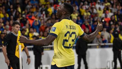 Moisés Caicedo celebra durante el partido de Ecuador ante Chile, el 21 de noviembre de 2023.