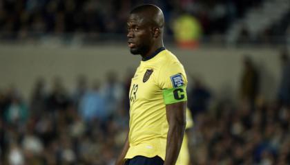 Enner Valencia en el partido de la fecha 1 de Eliminatorias ante Argentina.