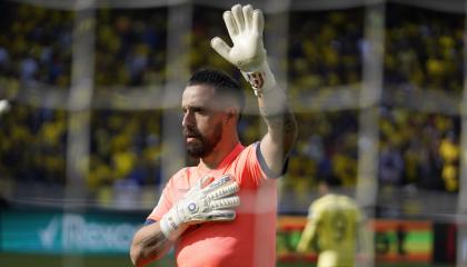 Hernán Galíndez en el estadio Rodrigo Paz Delgado en el partido ante Uruguay.