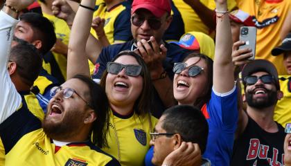 Hinchas de Ecuador antes del partido de la Fecha 2 de Eliminatorias ante Uruguay, el martes 12 de septiembre de 2023.