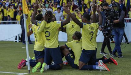 Los jugadores de Ecuador festejan en el partido ante Uruguay, el 12 de septiembre de 2023.