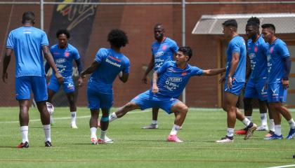 Los jugadores de la selección de Ecuador durante el entrenamiento del martes 10 de octubre.