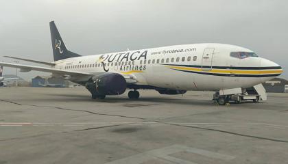 Avión de la aerolínea Rutaca, que traslada a la selección de Venezuela.